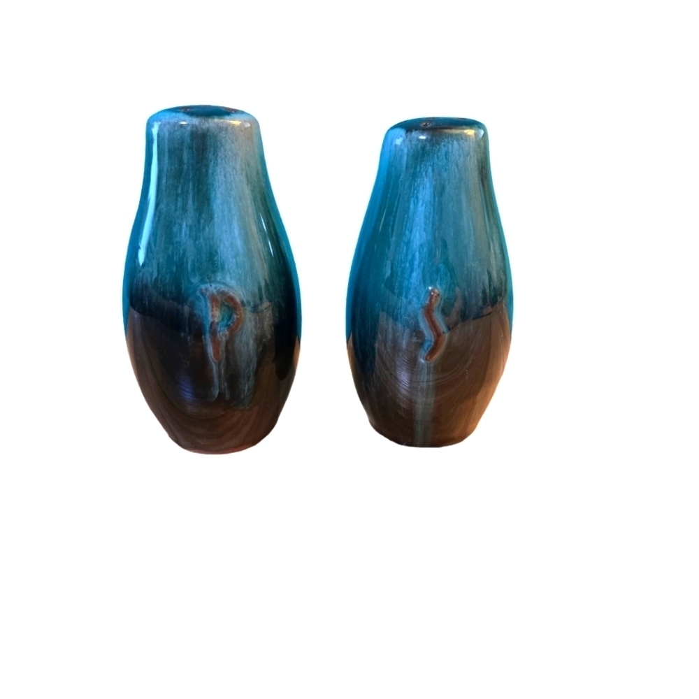Blue Mountain Pottery Salt & Pepper Shakers Vintage Collectible Turquoise Black